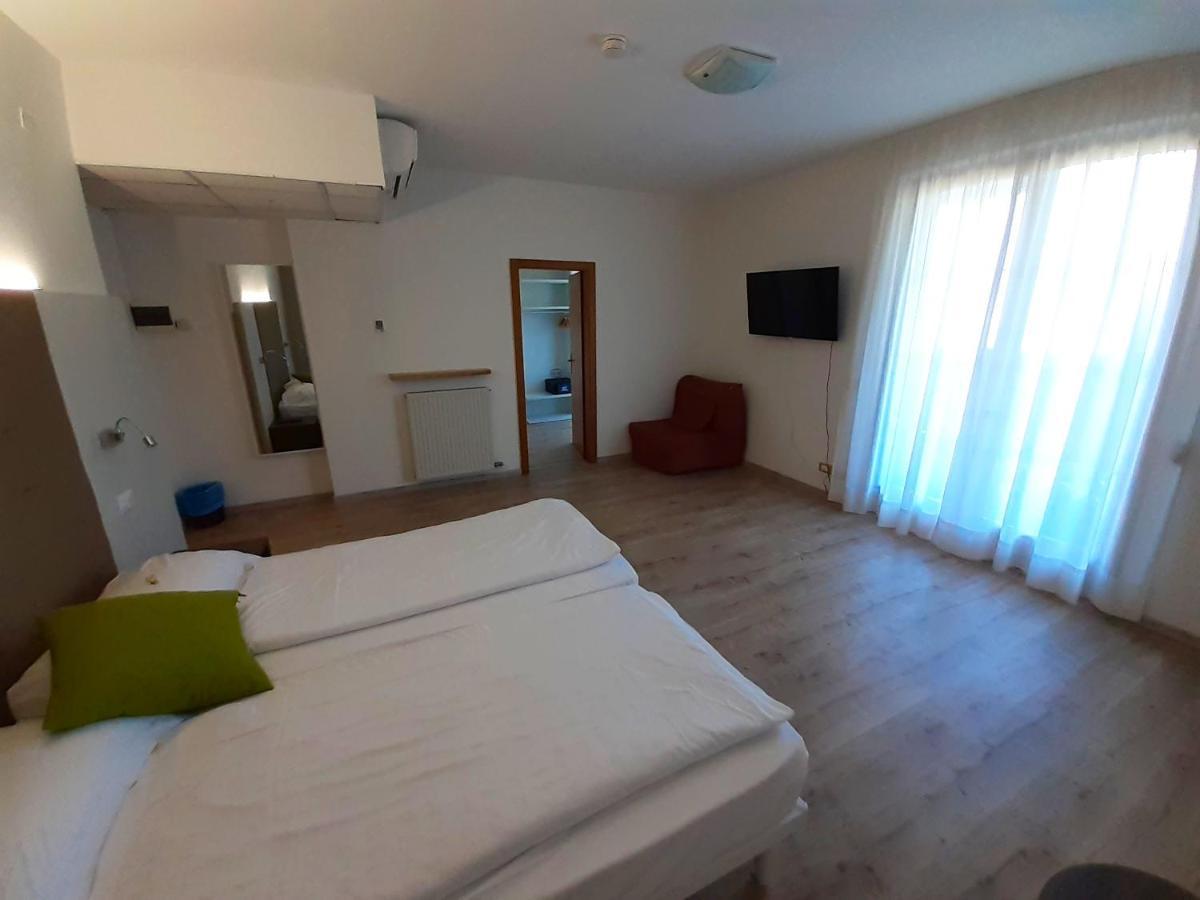 Park Hotel Val Di Monte ***S Malcesine Ngoại thất bức ảnh